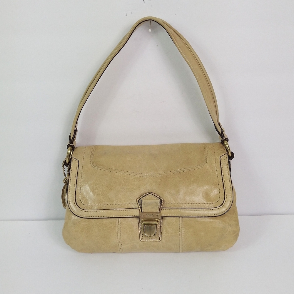 Coach Layla distressed leather small purse